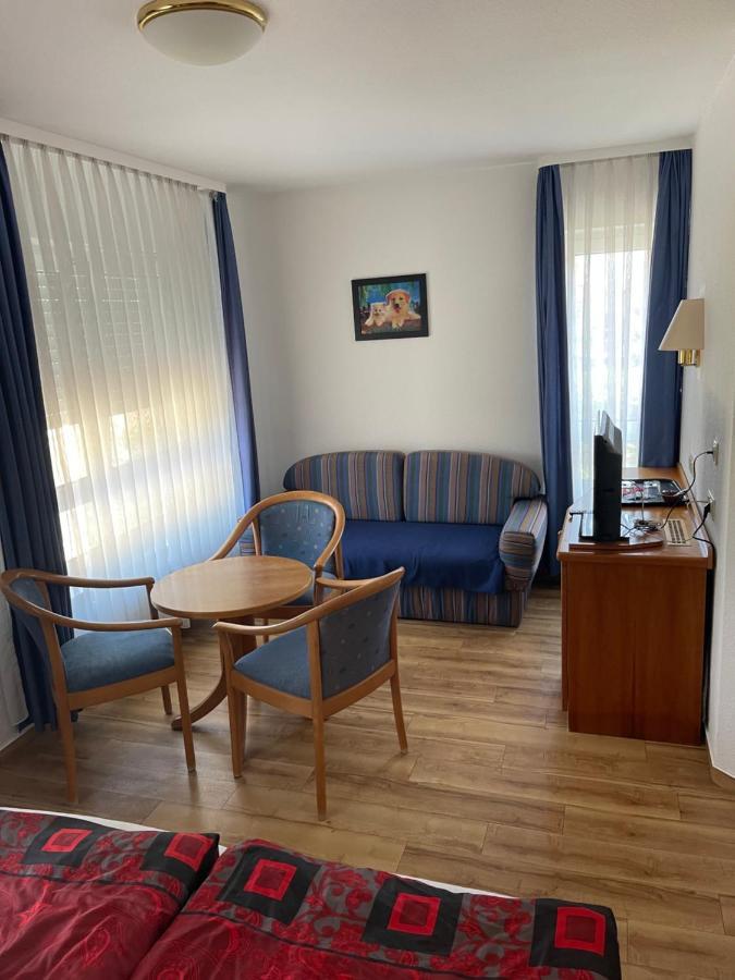 City Pension Rastatt Buitenkant foto