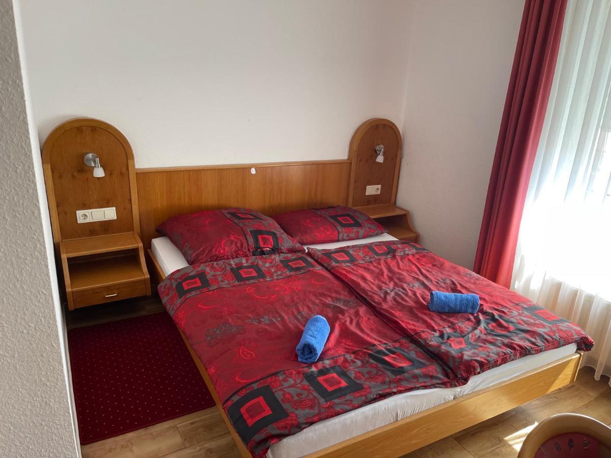 City Pension Rastatt Buitenkant foto